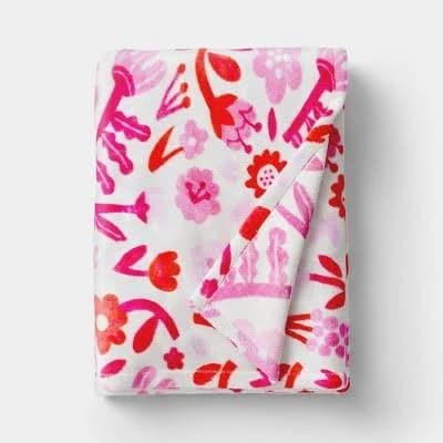Room Essentials Valentine's Day Floral Printed Plush Throw