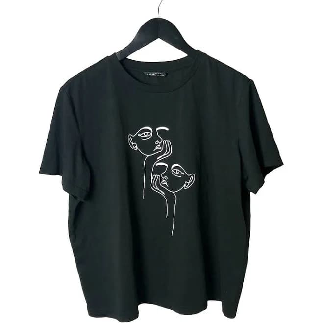 Shein Woman Face Art T Shirt Top Graphic Tee Short Sleeve Solid Logo