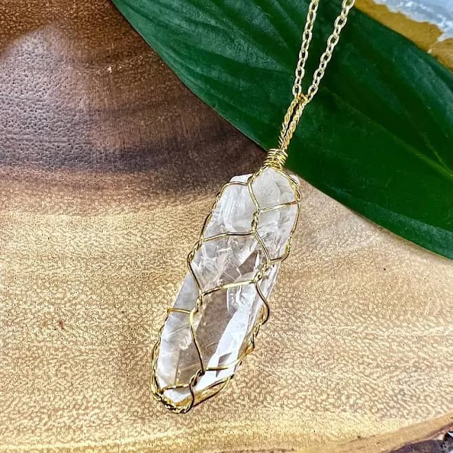 30” Gold Basket Weave Wire Wrapped Crystal Clear Quartz Pendant Necklace
