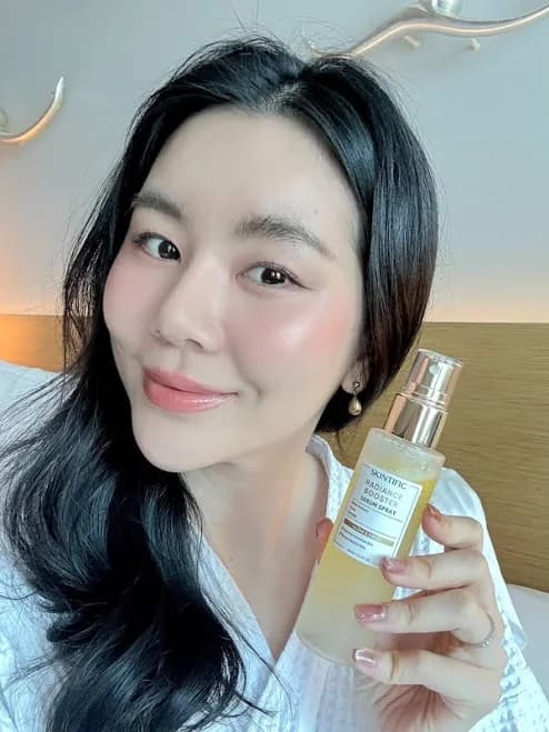 Skintific Radiance Booster Serum Spray 100 Ml