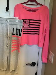 VS PINK 2 set LS SWEATSHIRT AND CAPRI SWEATPANTS