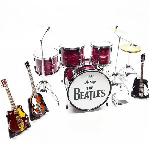 Miniature Drum Kit