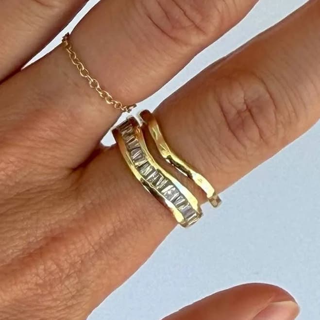 Wavy Double Ring