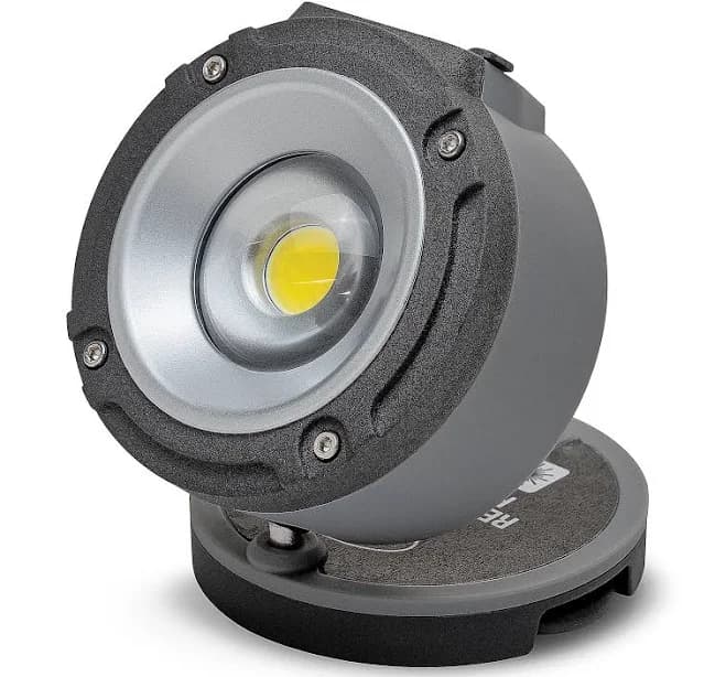 Eastwood COB LED Rechargeable Puck Light