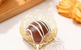 Amazon.com: jojofuny 50PCS Gold Hollow Lace Rose Paper Truffle Cups, Food-Grade Mini Dessert Cups for Wedding, Bridal Shower & Holiday Party Dessert Table Decoration : Health & Household