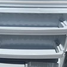 White Hotpoint Refrigerator for Sale in Hayward, CA - OfferUp