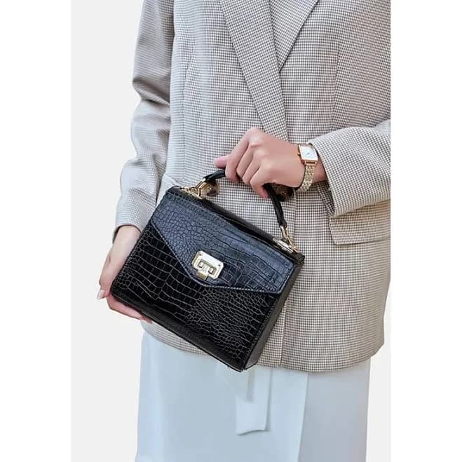 Victoria Hyde Duchess Women's Flap Bag