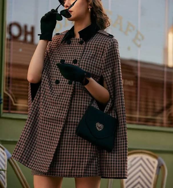 Rihoas Women's Vintage Classic Double-Breasted Plaid Cape Coat