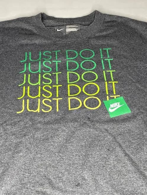 Kid's Nike Sportswear "Just Do It." T-Shirt Black/ Medium
