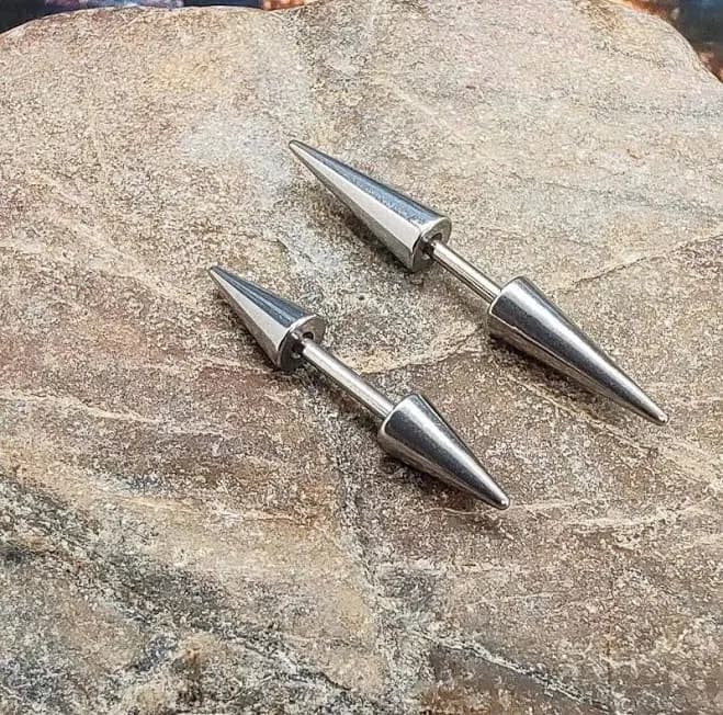 16g Spiked Bridge Barbell