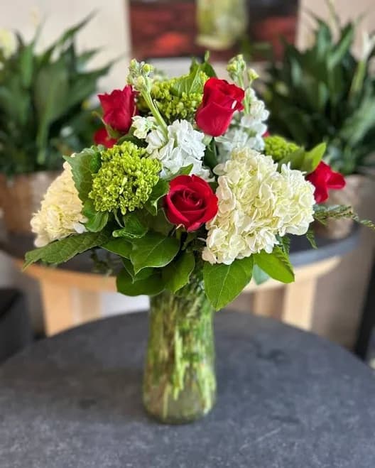 Red Roses and Hydrangea