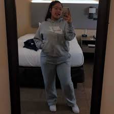 Girls juicy couture pants ! · Whatnot: Shop, Sell, Connect