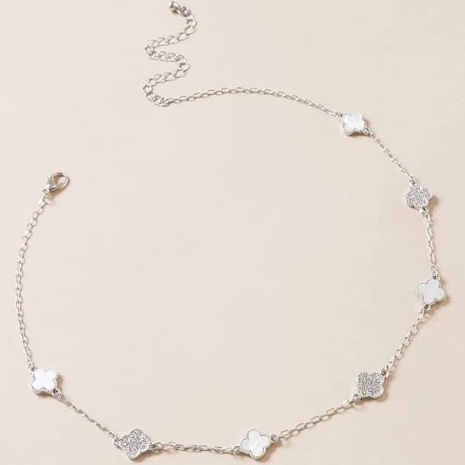 BKE Women's Glitz Clover Silver Necklace