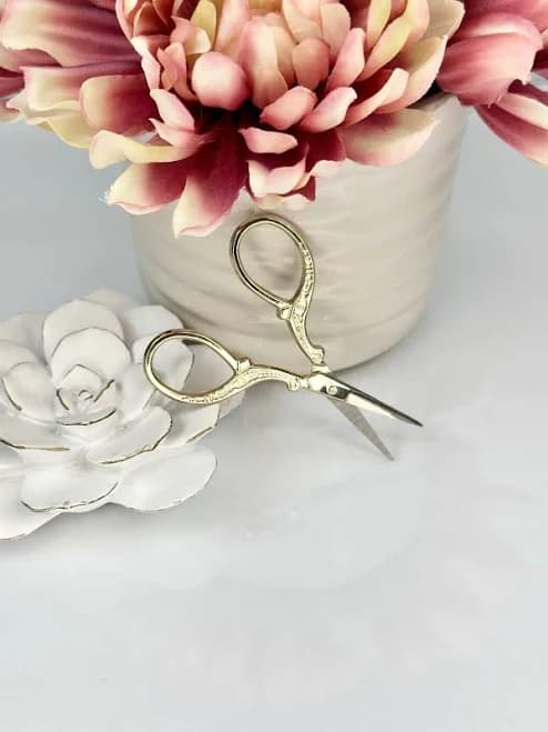 Lace & Lash Cutting Shears