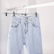 Amazon.com: Luejnbogty Perchas, perchas para faldas con clips que ahorran espacio, ganchos ajustables para ropa para pantalones, paquete de 10 : Hogar y Cocina