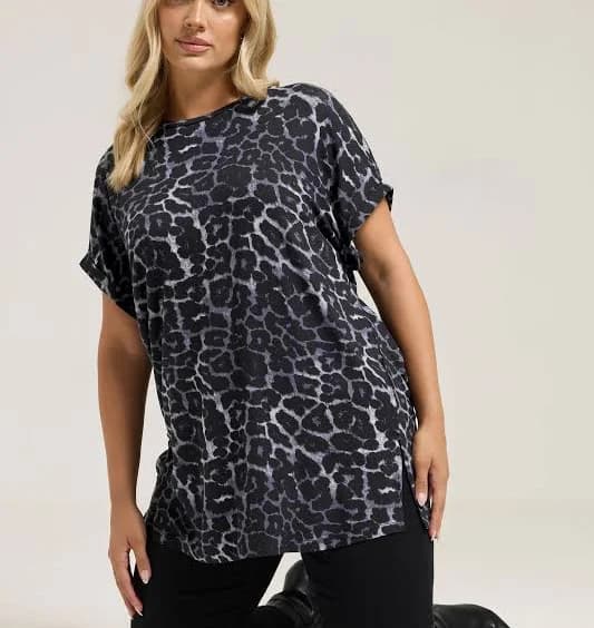 Yours Curve Plus Size Leopard Print Viscose T-Shirt