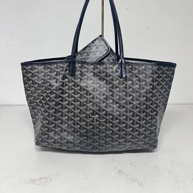 Goyard St Louis PM Tote W/ Pouch | Luxury Accessories