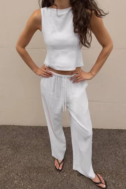 Oak + Fort Linen Blend Tie Front Tank Top