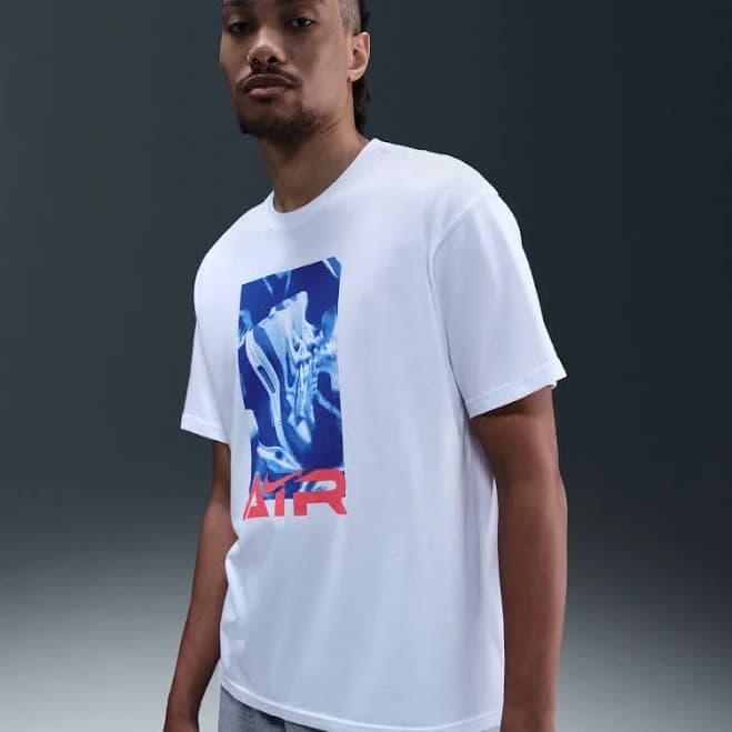 Nike Men's Sportswear T-Shirt