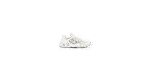 Amazon.com | Armani Exchange Women's Low-Top Sneakers, White Silver, 5 | Fashion Sneakers