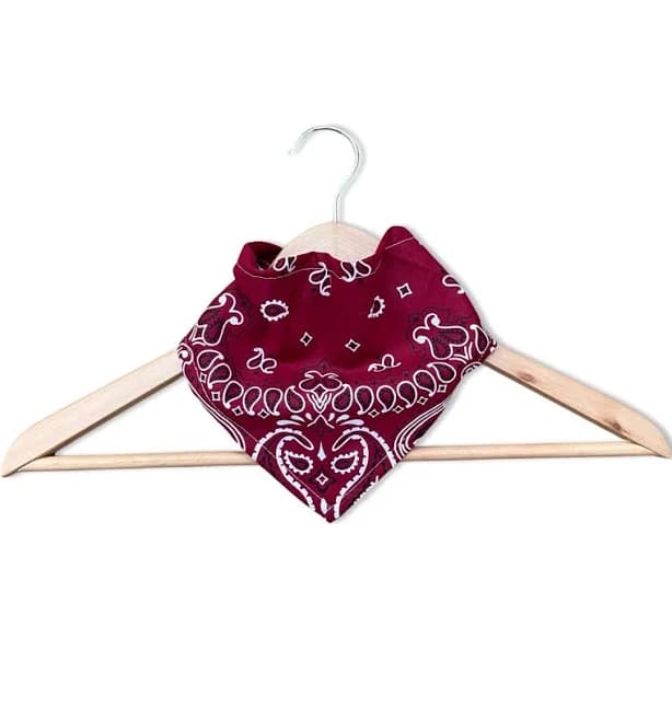 Bandana Bib for Baby - Available in 5 colors Snap / Burgundy