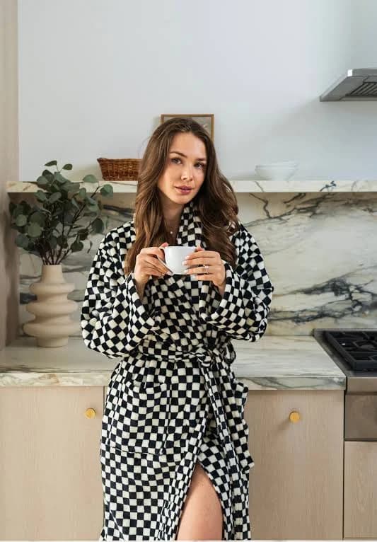 Vintage Checkered Fleece Bathrobe