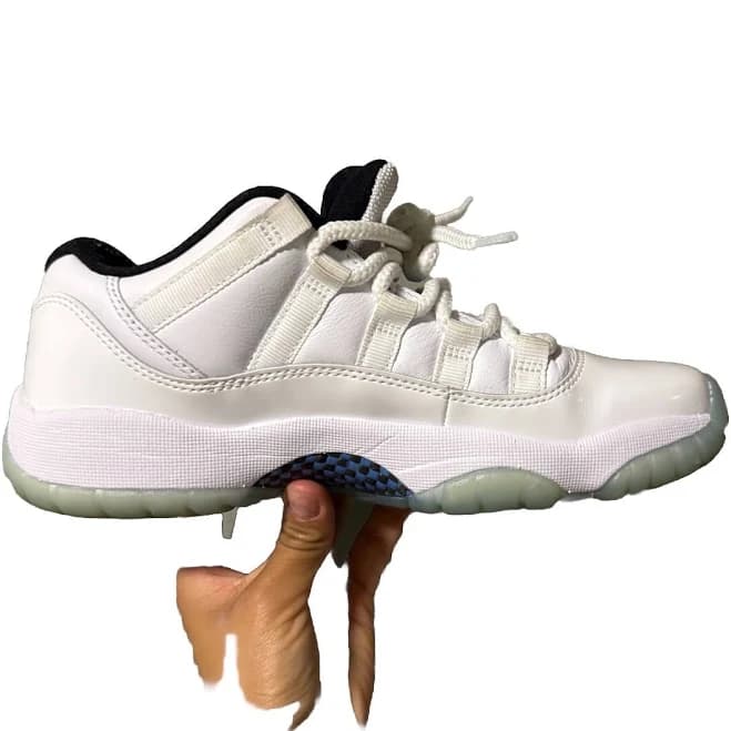 Air Jordan 11 Legend Blue