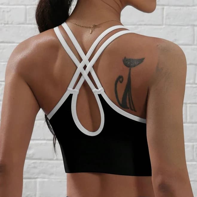 Women's Fashion Simple Contrast Trim Criss-Cross Back Sports Bra Adjustable Strap Sports Bra Black And White Sports Bra Yoga Bra Bra Top Sport Bra