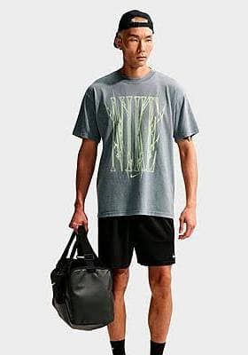 Nike Men's T-Shirt