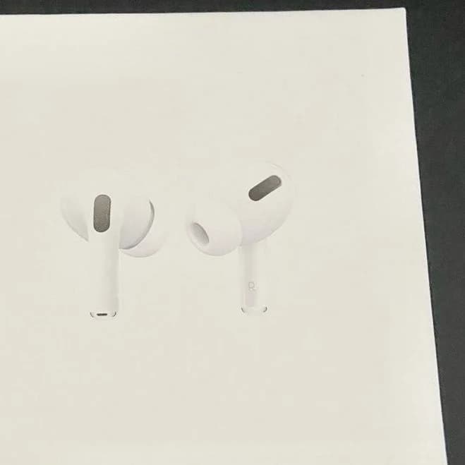 Apple AirPods Pro - New Electronics
