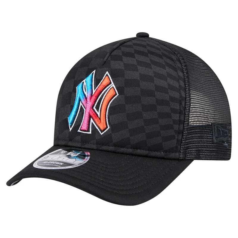 New York Yankees New Era 9FORTY A-Frame M-Crown Trucker Hat