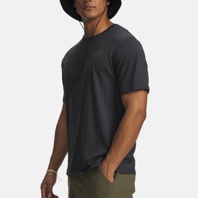 Under Armour Men's Geo Persuit Short Sleeve