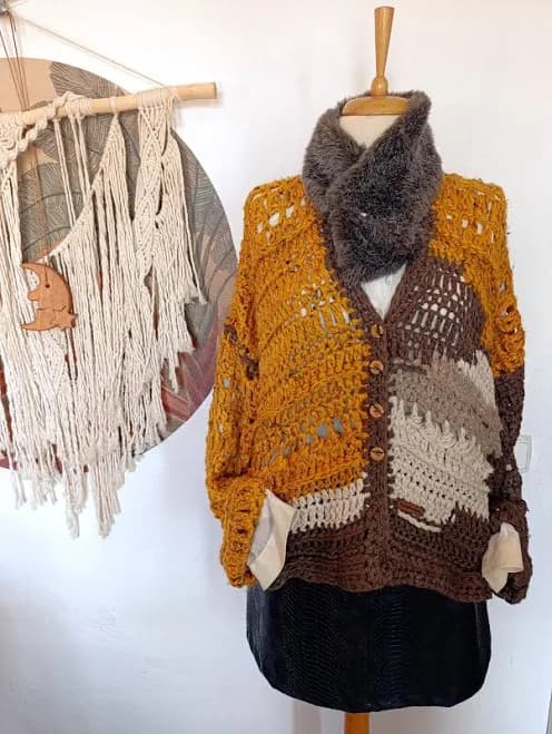 Faux Fur Collar Cardigan
