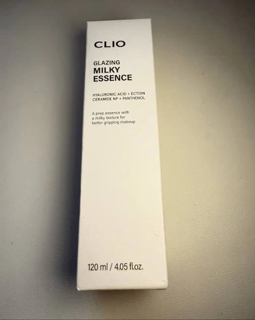 Clio - Glazing Milky Essence 120ml