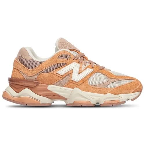 New Balance Women's 9060 Flat Running Shoes