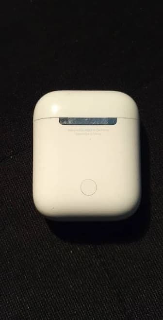 Restored Apple AirPods Bluetooth Wireless Headphones