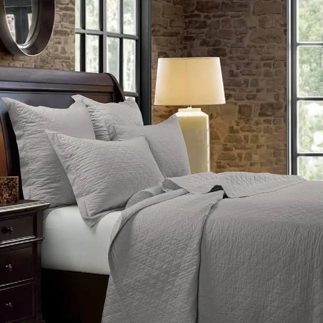 HiEnd Accents Linen Cotton Diamond Quilt