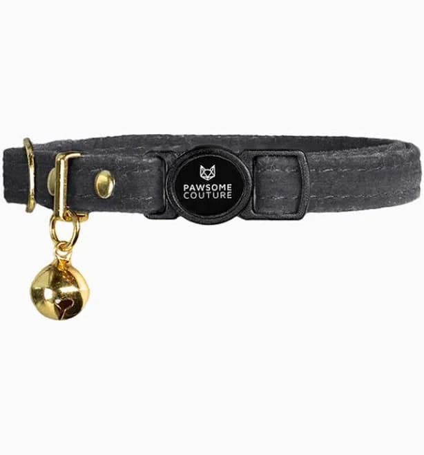 Pawsome Couture Velvet Cat Collar