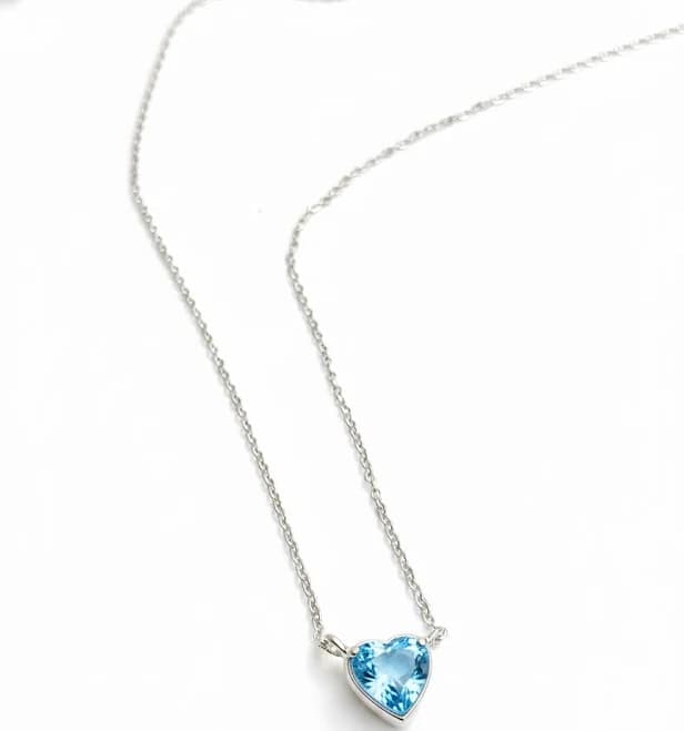 Natural Heart-cut Blue Topaz Chain Necklace in Sterling Silver
