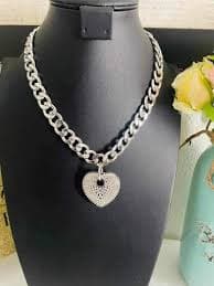 Paparazzi Accessories: January 2024 Life of the Party - 5 Piece Set – Jewels N' Thingz Boutique
