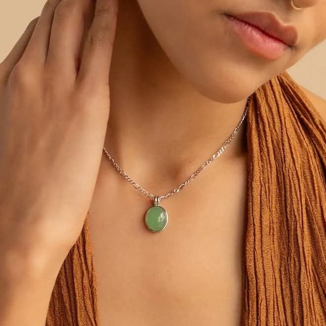 Caitlyn Minimalist 18K Gold Jade Gemstone Oval Pendant & Figaro Chain