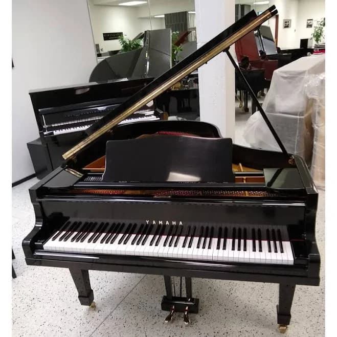 Yamaha G2 Grand Piano Black Polish