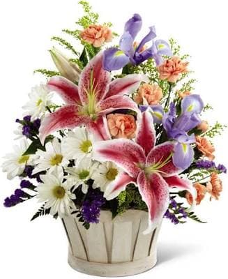 FTD The Wondrous Nature Bouquet