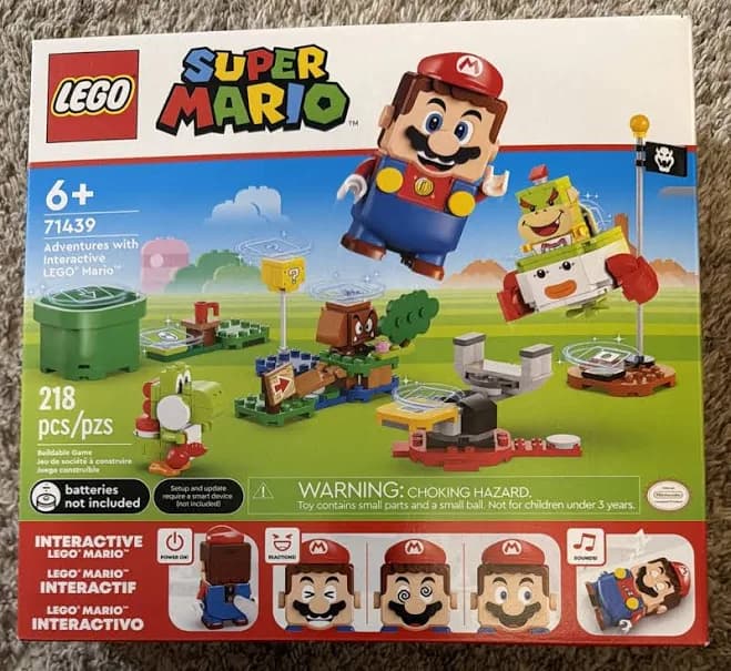 LEGO Super Mario Adventures with Interactive Mario