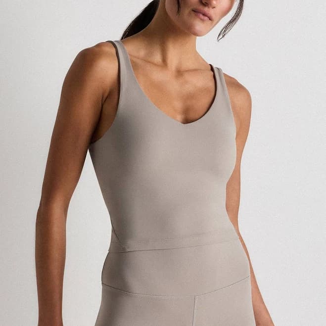 Quince Women's Ultra-Form V-Neck Cropped Tank Top