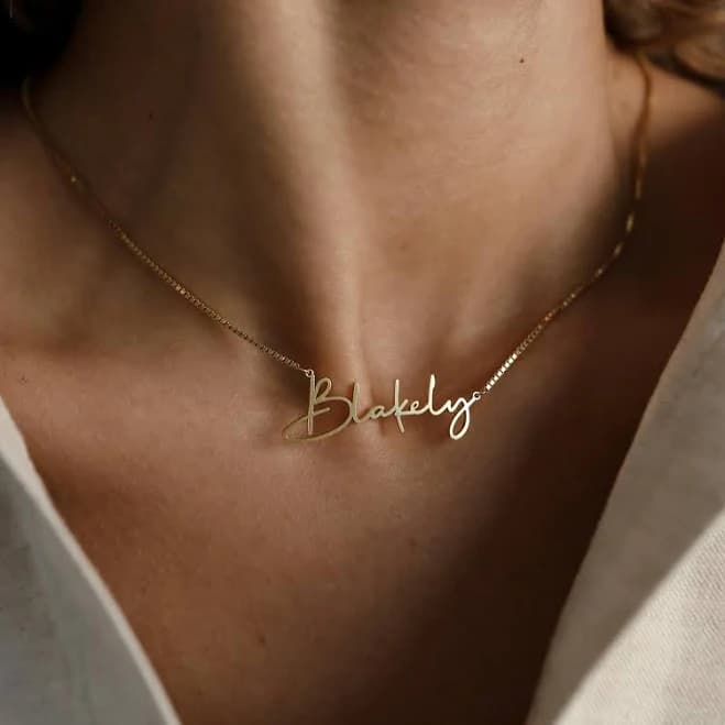 Caitlyn Minimalist Custom Summer Name Necklace in Silver