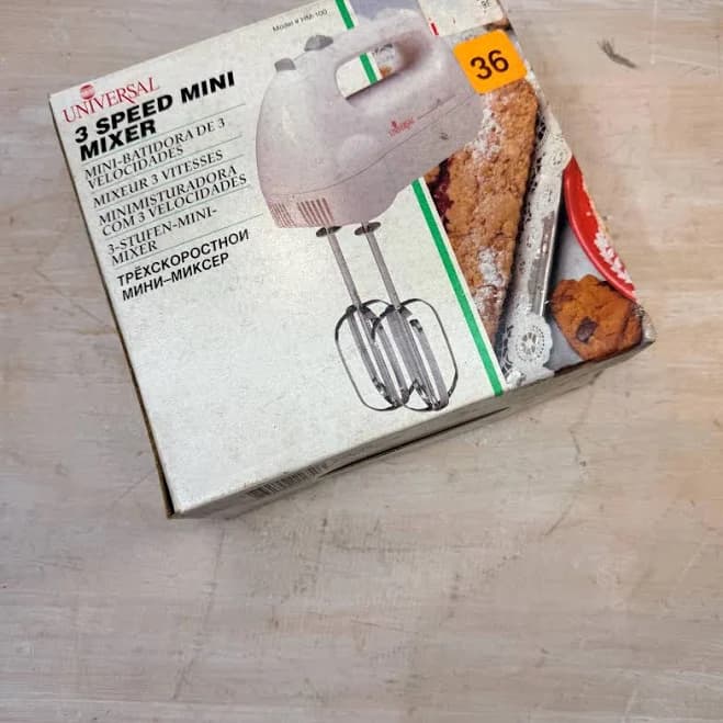 Hand-Held Electric Mixer, 3-speed mini mixer, White, New in Box, Three Speed, c.1990s