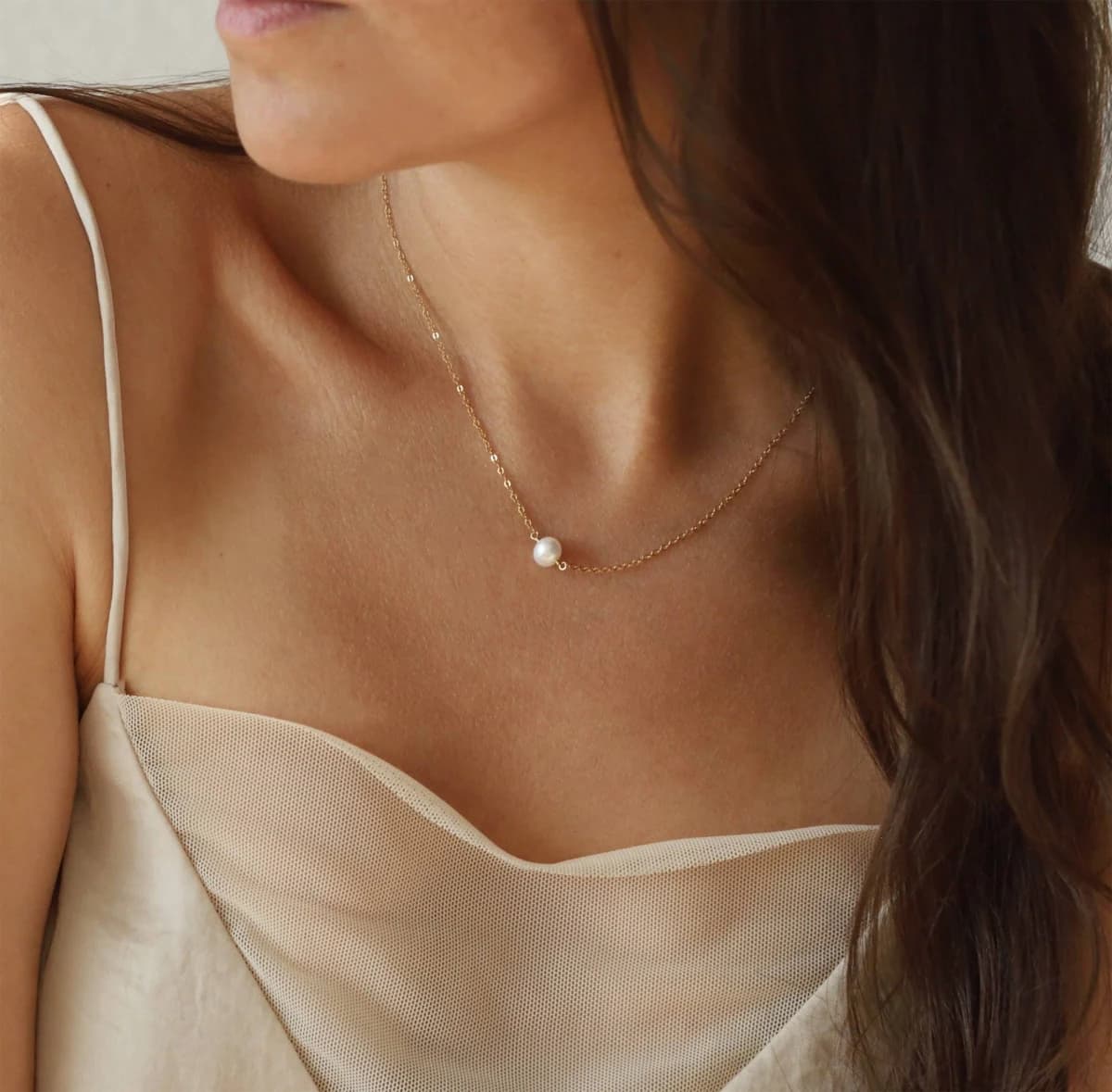 Dainty Pearl Necklace