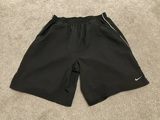 Nike Mens Medium Athletic Shorts Black White Swoosh Logo Pockets