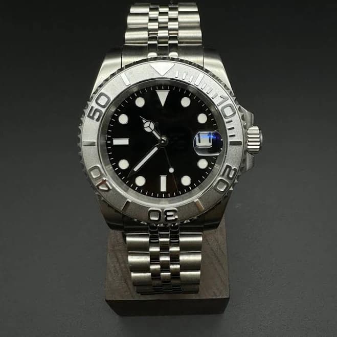 Submariner Watch with Silver Jubilee